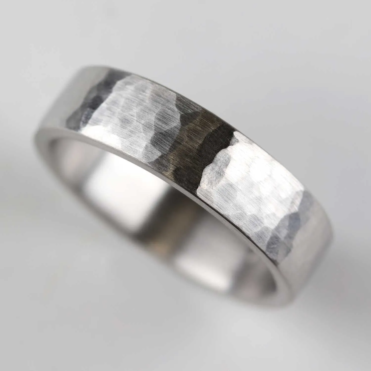 Hammer Textured Comfort-fit Flat Band •