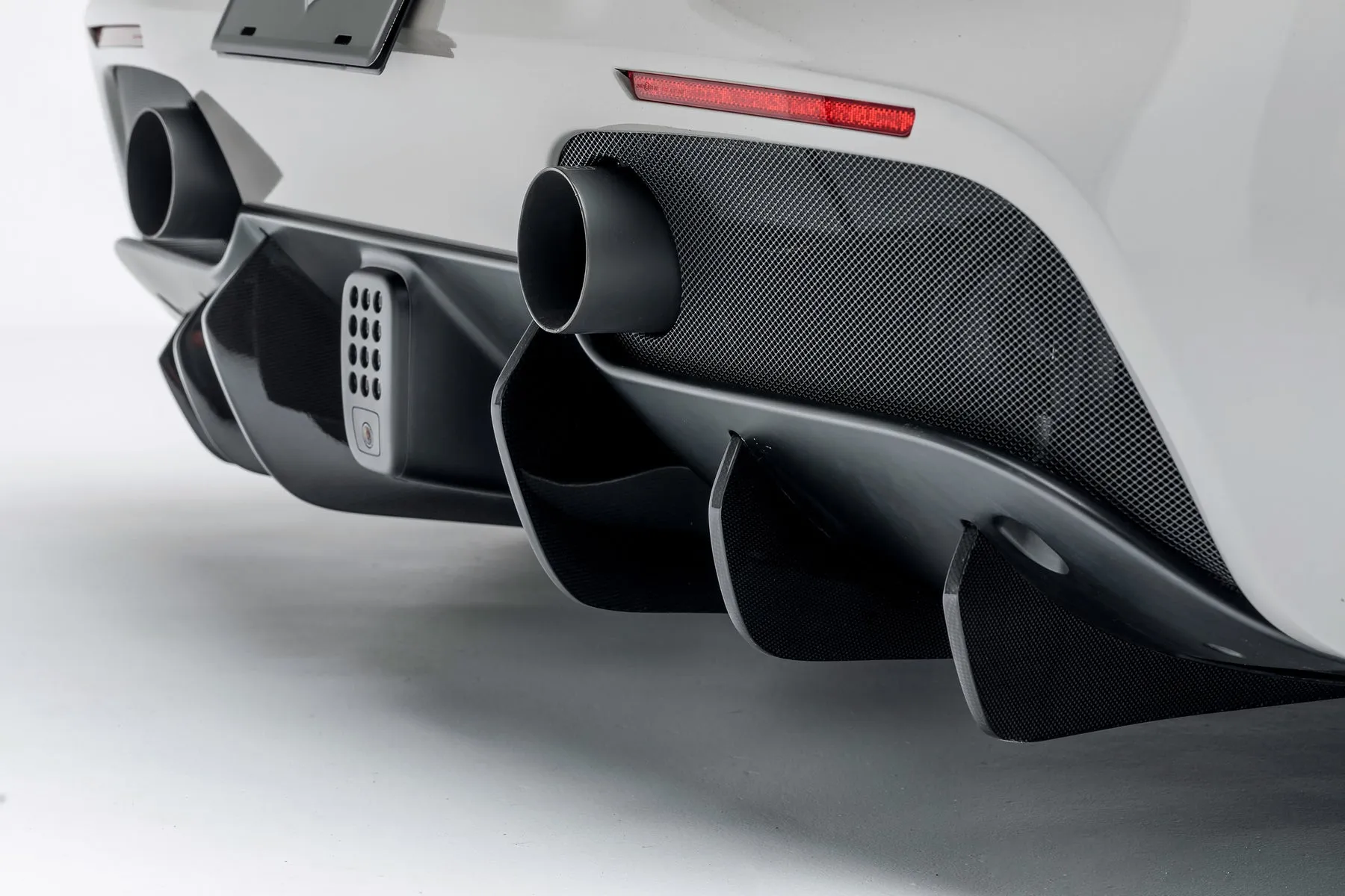 Vorsteiner Ferrari 488 GTB Diavolo Rear Diffuser Fins (Set of 6)